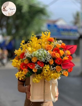 Giỏ Hoa Hồng Lan