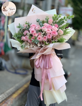 bó hoa hồng kết họp hiện kim 200k