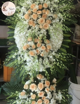 hoa viếng lan trắng 3 tầng vip