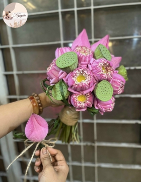 BÓ HOA CƯỚI SEN