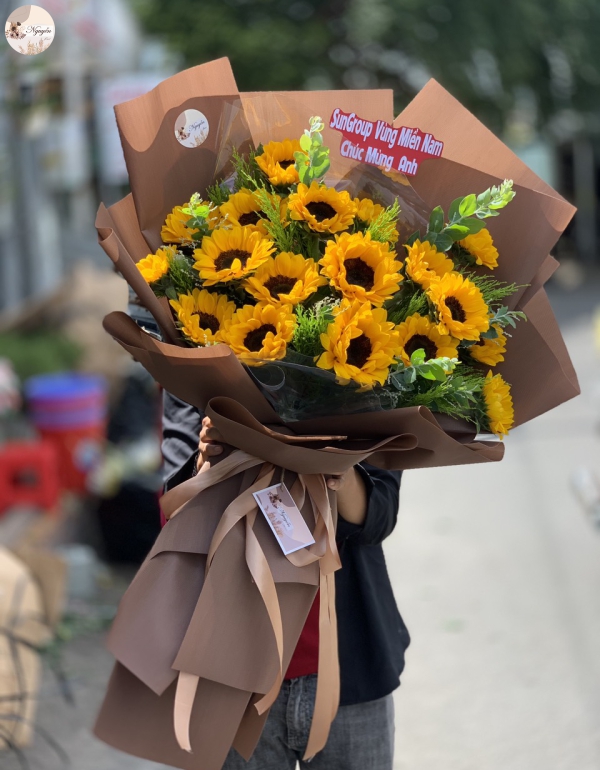 BÓ HOA HƯỚNG DƯƠNG FULL GIẤY GÓI NÂU