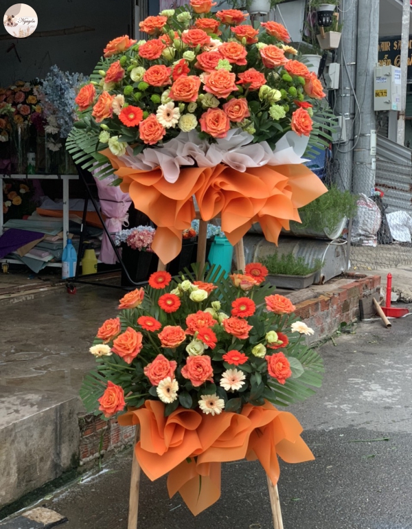lẵng hoa chúc mừng 2 tầng