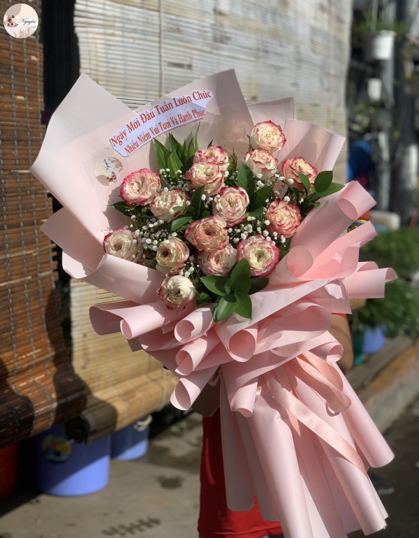 bo hoa chúc mừng hồng docy