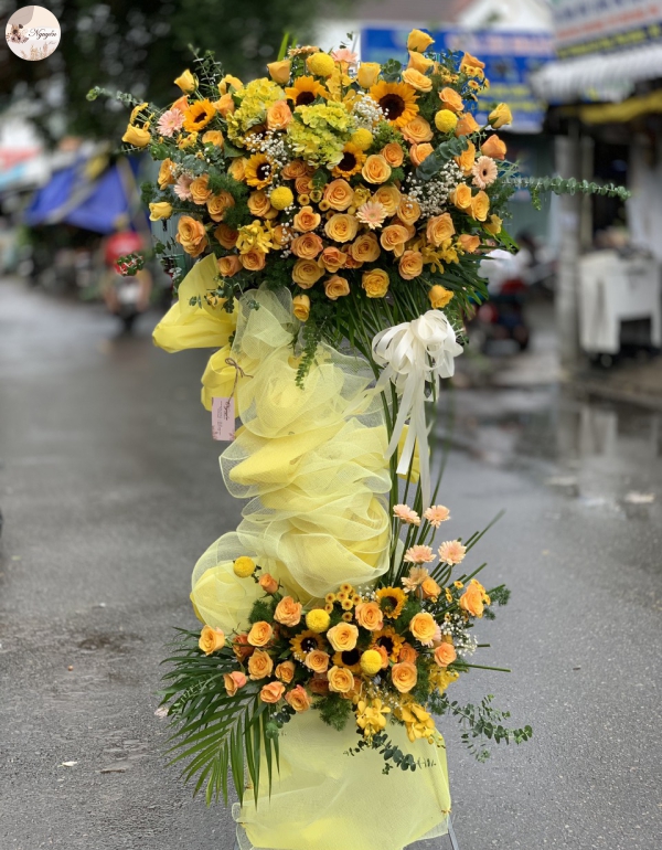 LẴNG HOA KHAI TRƯƠNG  SUỐI VÀNG