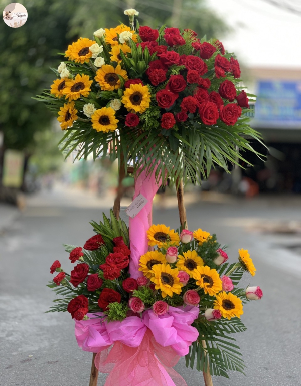 lẵng hoa khai trương 2 tầng ĐỎ,VÀNG
