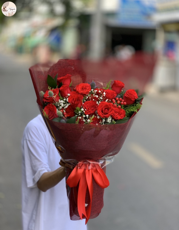 TỎ TÌNH