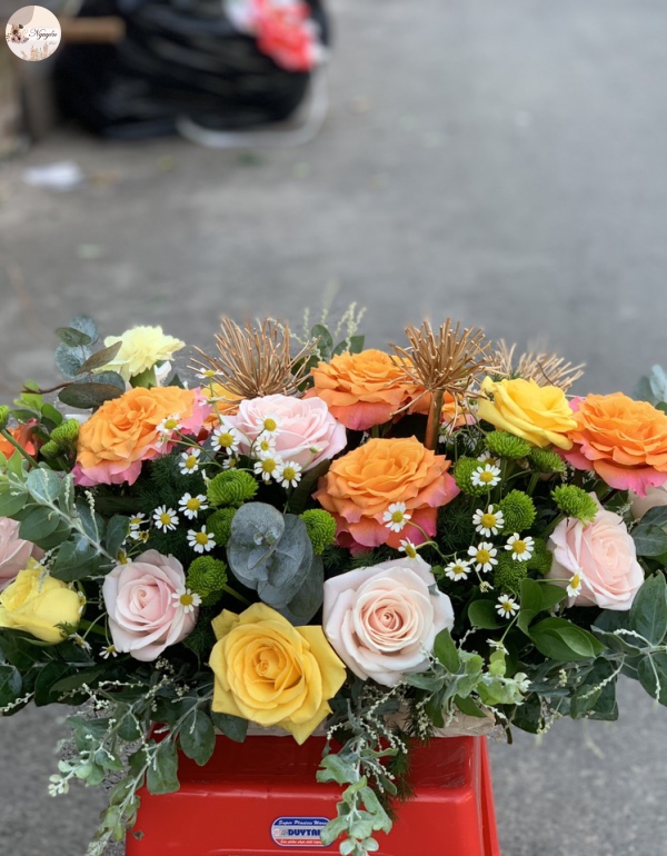 HOA ĐỂ BÀN khách tone vàng,cam